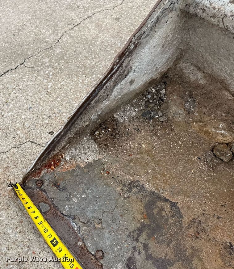 image for item DM5735 2014 Bobcat T650 tracked skid steer loader