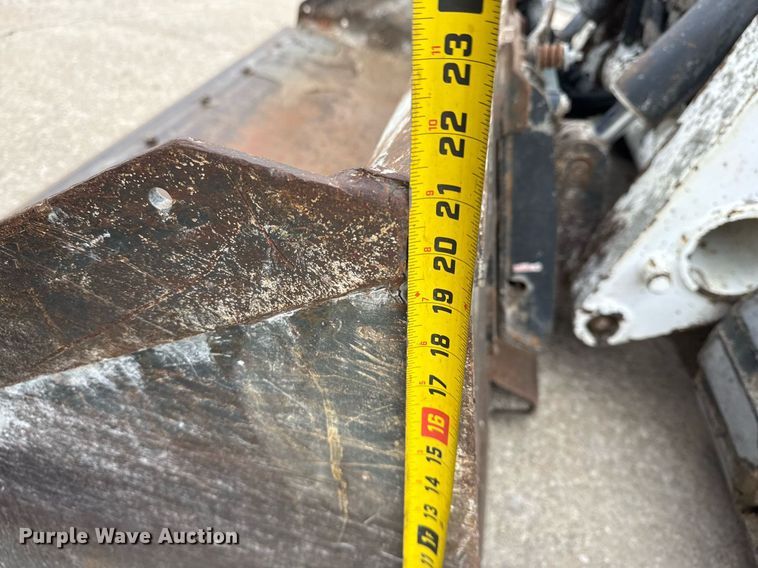 image for item DM5735 2014 Bobcat T650 tracked skid steer loader