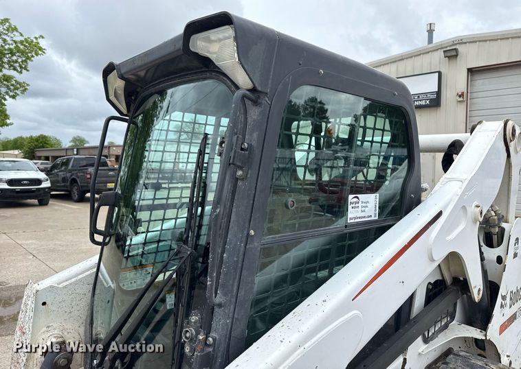 image for item DM5735 2014 Bobcat T650 tracked skid steer loader