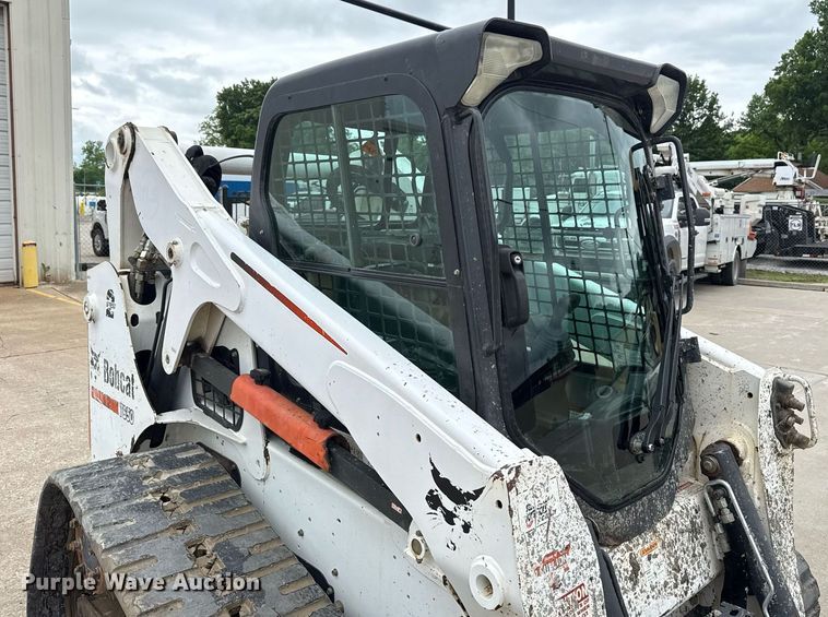 image for item DM5735 2014 Bobcat T650 tracked skid steer loader