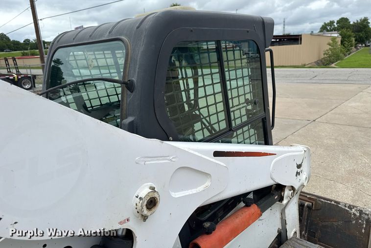 image for item DM5735 2014 Bobcat T650 tracked skid steer loader