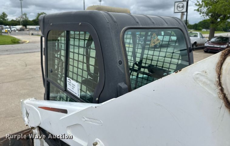 image for item DM5735 2014 Bobcat T650 tracked skid steer loader