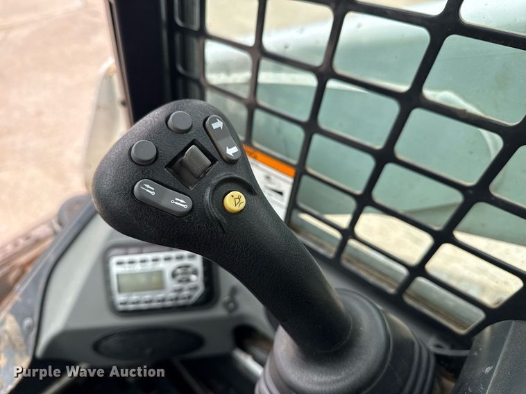 image for item DM5735 2014 Bobcat T650 tracked skid steer loader