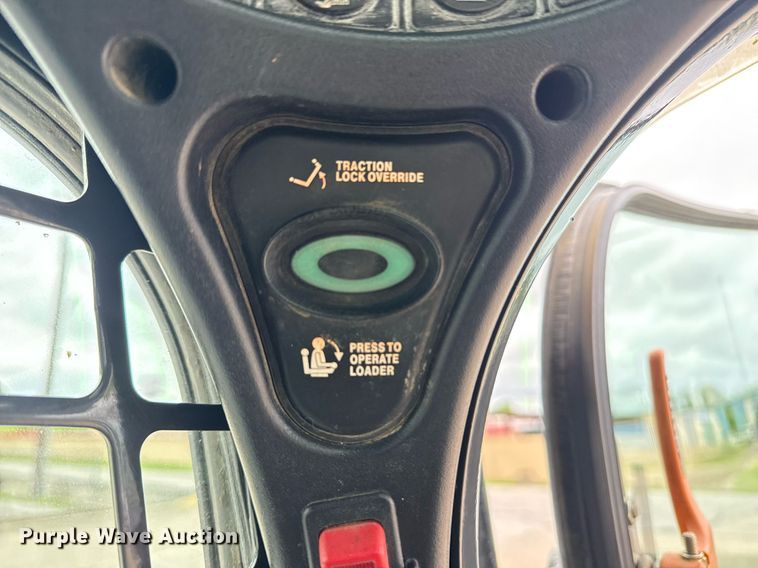 image for item DM5735 2014 Bobcat T650 tracked skid steer loader