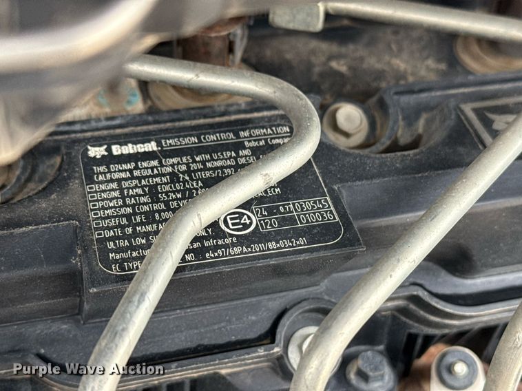 image for item DM5735 2014 Bobcat T650 tracked skid steer loader