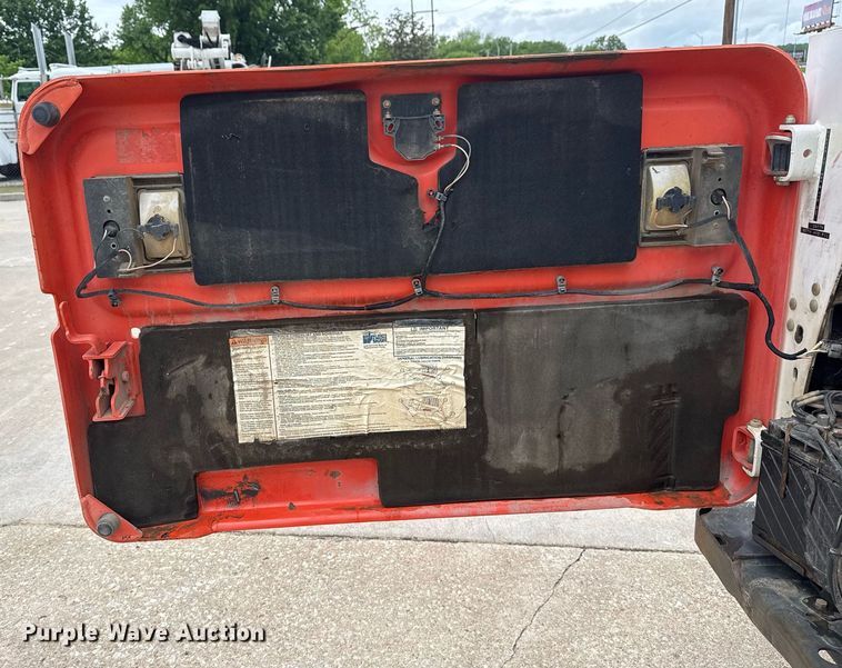 image for item DM5735 2014 Bobcat T650 tracked skid steer loader