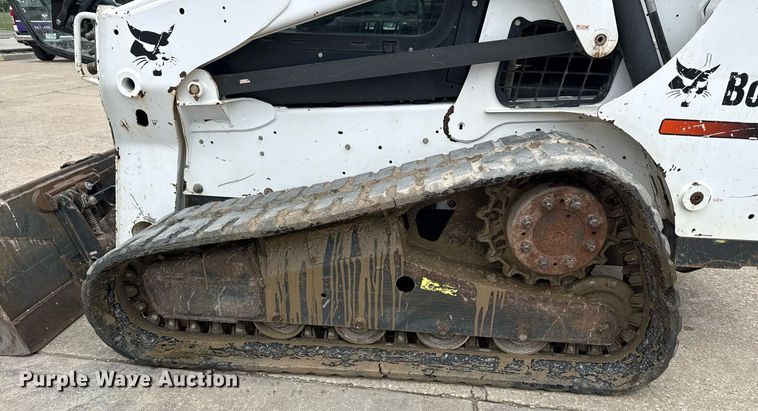 image for item DM5735 2014 Bobcat T650 tracked skid steer loader