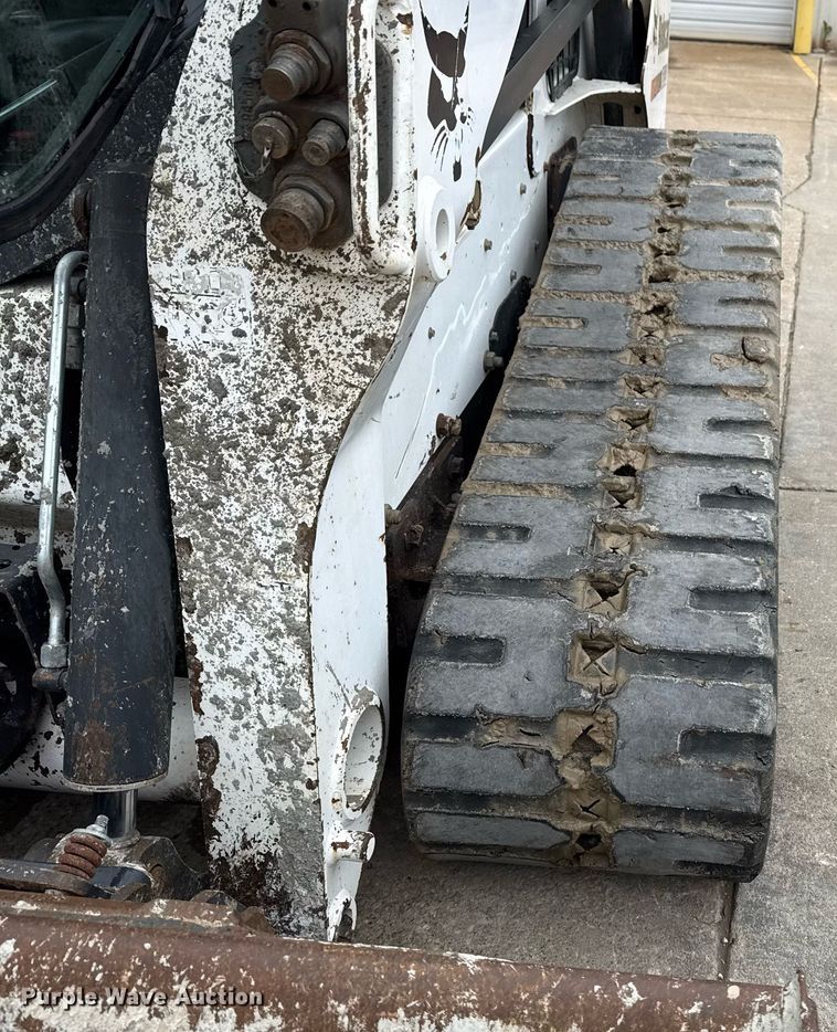 image for item DM5735 2014 Bobcat T650 tracked skid steer loader
