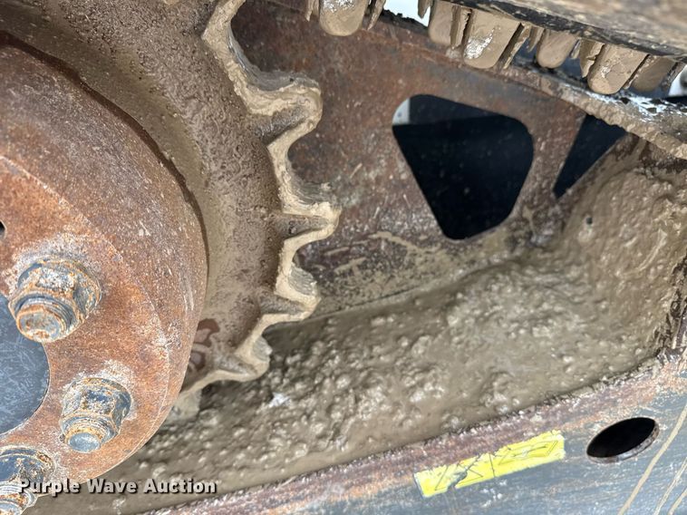 image for item DM5735 2014 Bobcat T650 tracked skid steer loader