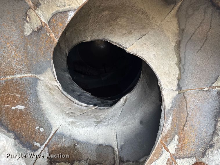 image for item DO0965 2004 Kenworth W900 ready mix truck