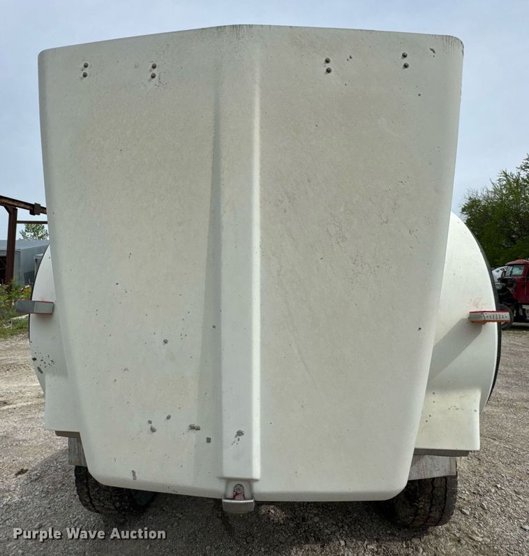 image for item DO0965 2004 Kenworth W900 ready mix truck