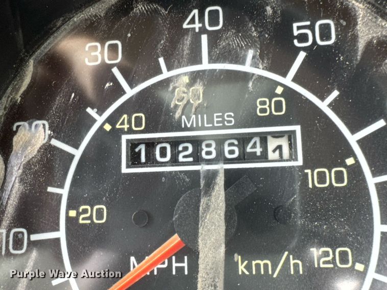 image for item DO0965 2004 Kenworth W900 ready mix truck