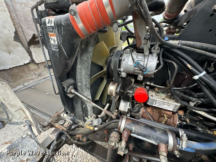 image for item DO0965 2004 Kenworth W900 ready mix truck