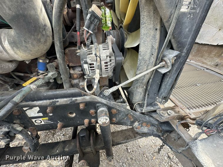 image for item DO0965 2004 Kenworth W900 ready mix truck