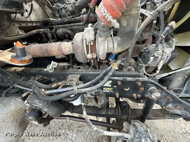 image for item DO0965 2004 Kenworth W900 ready mix truck