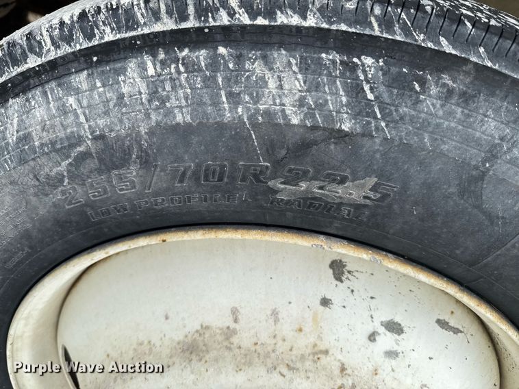 image for item DO0965 2004 Kenworth W900 ready mix truck