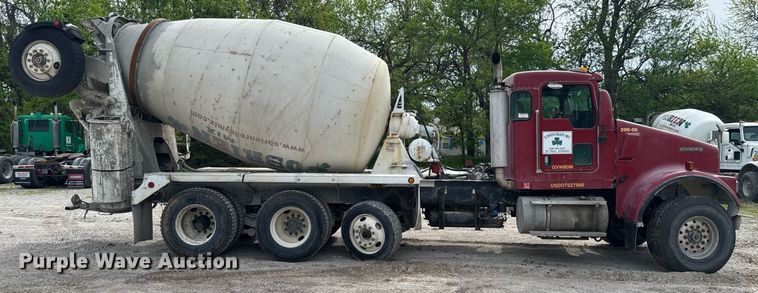 image for item DO0966 2006 Kenworth W900 ready mix truck