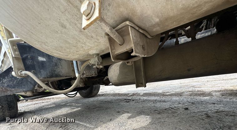 image for item DO0966 2006 Kenworth W900 ready mix truck