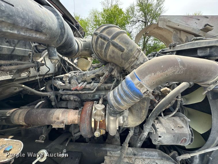 image for item DO0966 2006 Kenworth W900 ready mix truck