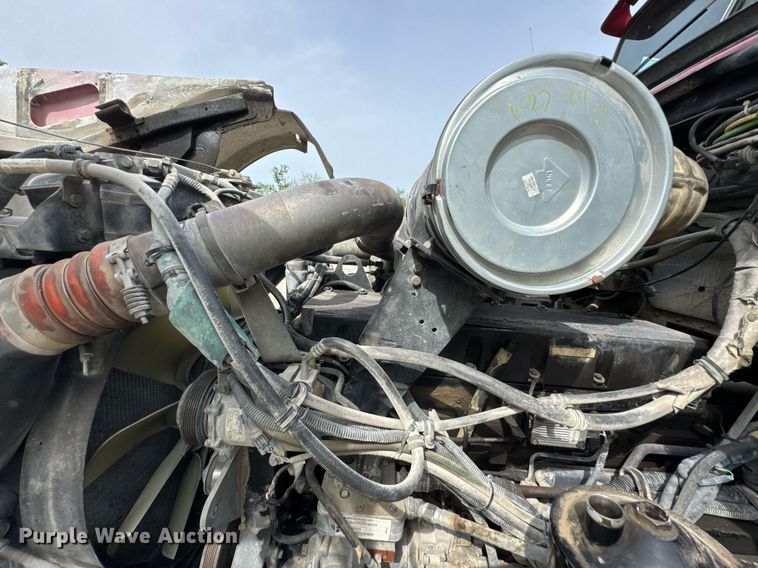 image for item DO0966 2006 Kenworth W900 ready mix truck