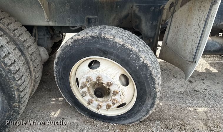 image for item DO0966 2006 Kenworth W900 ready mix truck