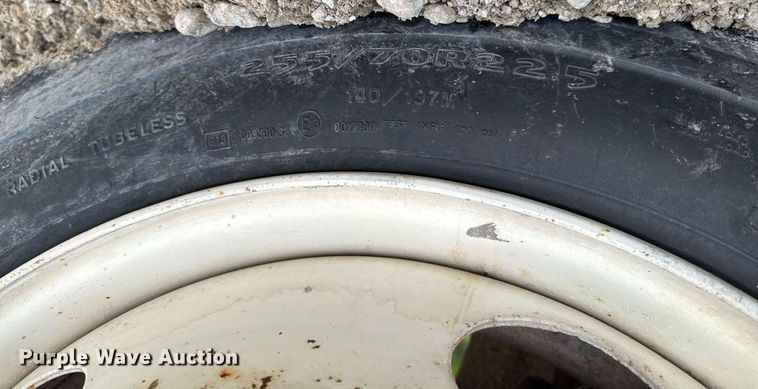 image for item DO0966 2006 Kenworth W900 ready mix truck