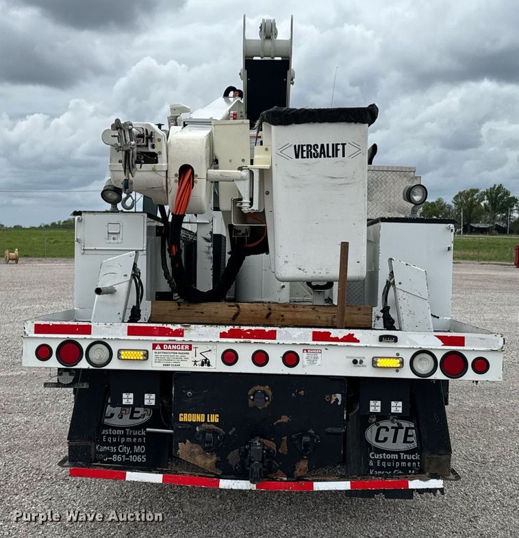 image for item DO0969 2016 Freightliner Business Class M2 bucket truck