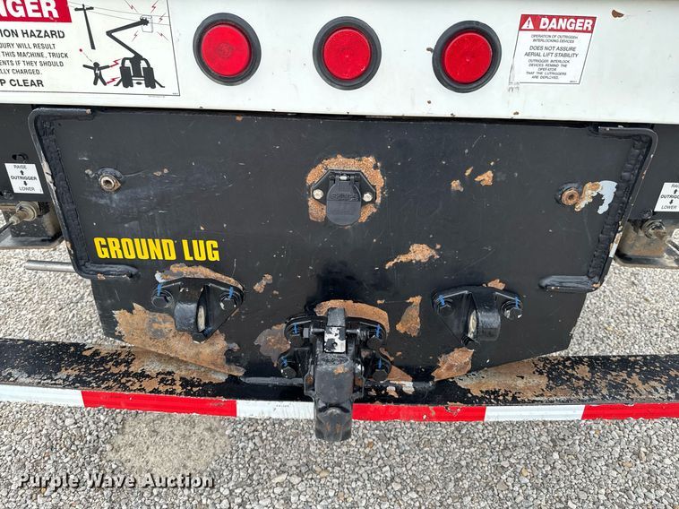 image for item DO0969 2016 Freightliner Business Class M2 bucket truck