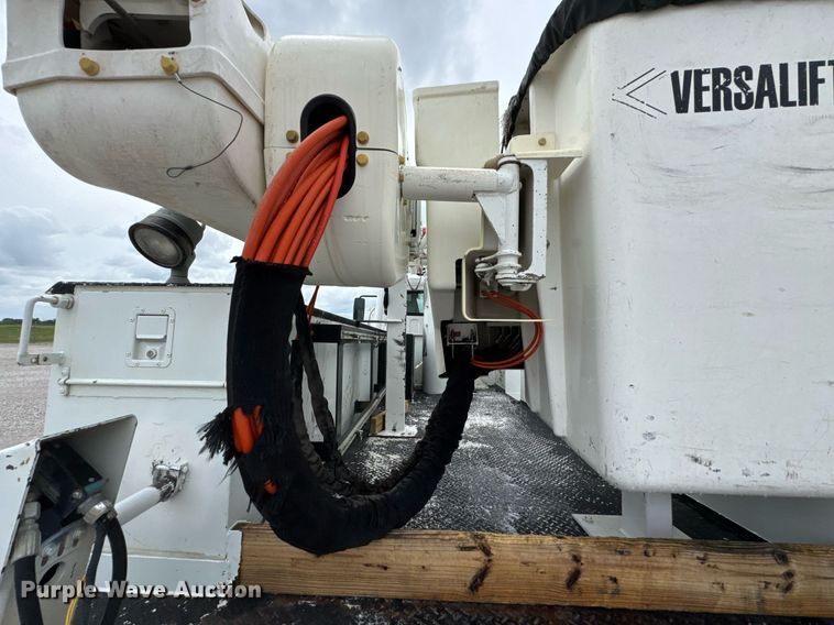 image for item DO0969 2016 Freightliner Business Class M2 bucket truck