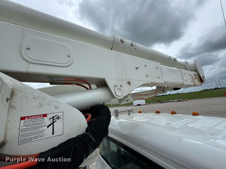 image for item DO0969 2016 Freightliner Business Class M2 bucket truck