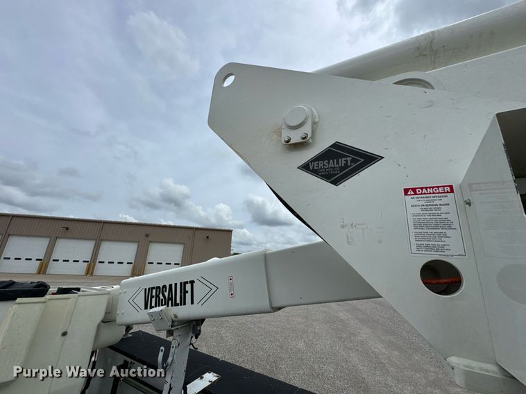 image for item DO0969 2016 Freightliner Business Class M2 bucket truck