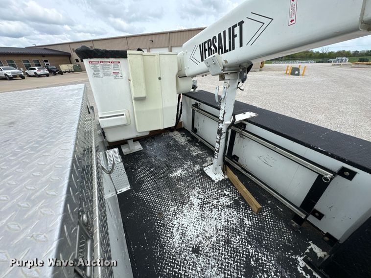 image for item DO0969 2016 Freightliner Business Class M2 bucket truck