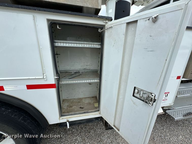 image for item DO0969 2016 Freightliner Business Class M2 bucket truck