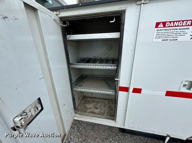 image for item DO0969 2016 Freightliner Business Class M2 bucket truck