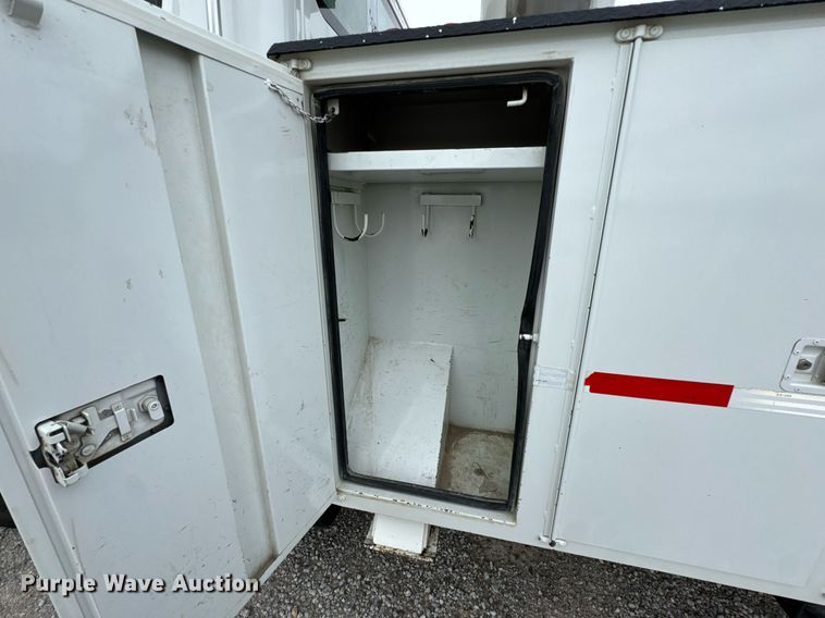 image for item DO0969 2016 Freightliner Business Class M2 bucket truck