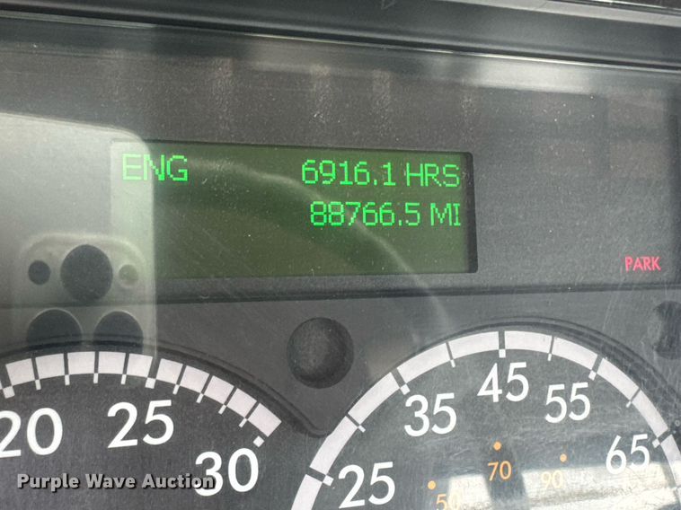 image for item DO0969 2016 Freightliner Business Class M2 bucket truck