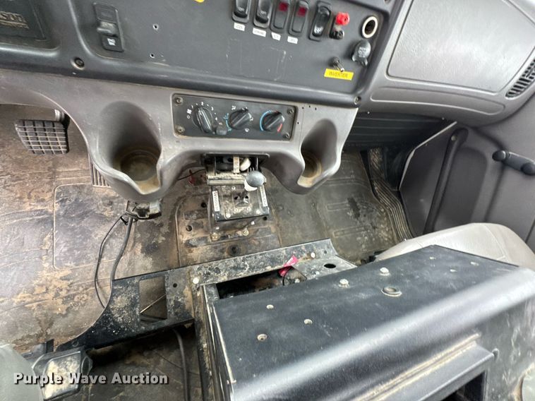 image for item DO0969 2016 Freightliner Business Class M2 bucket truck