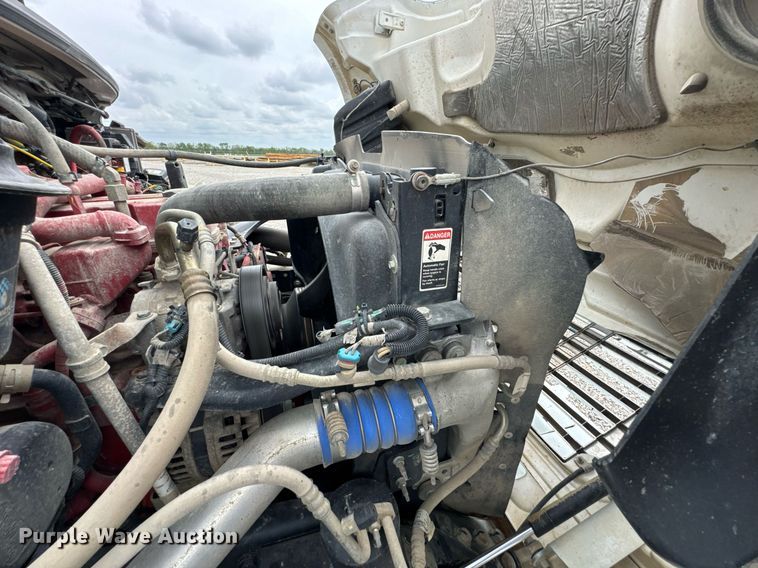 image for item DO0969 2016 Freightliner Business Class M2 bucket truck