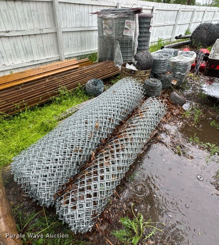 image for item DO0989 Fencing materials