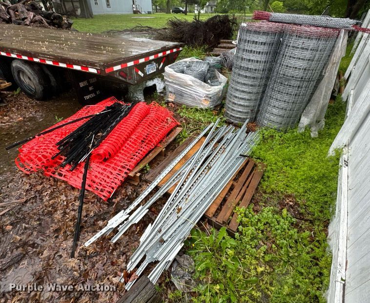 image for item DO0989 Fencing materials
