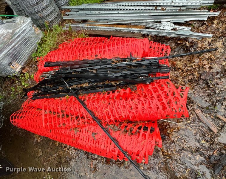 image for item DO0989 Fencing materials