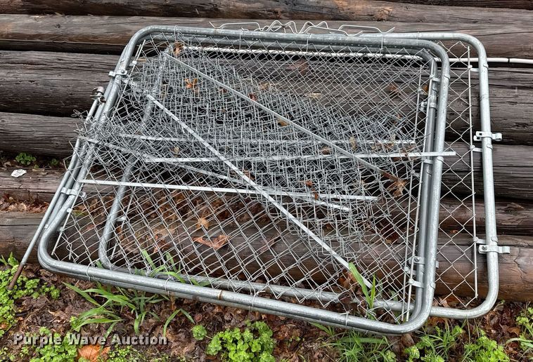 image for item DO0989 Fencing materials