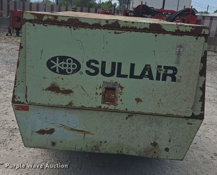 image for item DO7941 Sullair 185 DPQJD air compressor