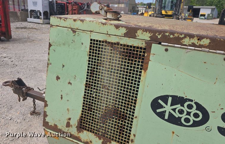 image for item DO7941 Sullair 185 DPQJD air compressor