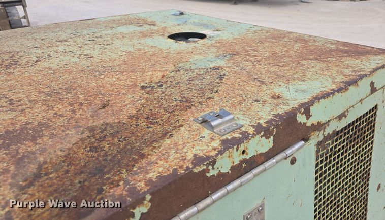 image for item DO7941 Sullair 185 DPQJD air compressor