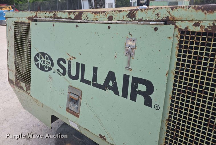 image for item DO7941 Sullair 185 DPQJD air compressor