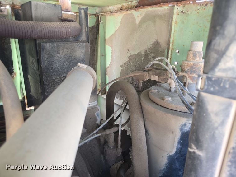 image for item DO7941 Sullair 185 DPQJD air compressor