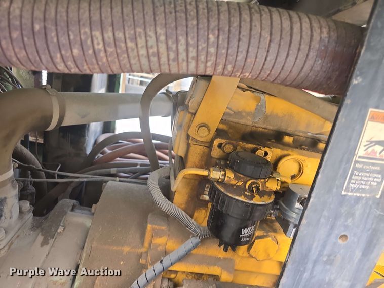 image for item DO7941 Sullair 185 DPQJD air compressor