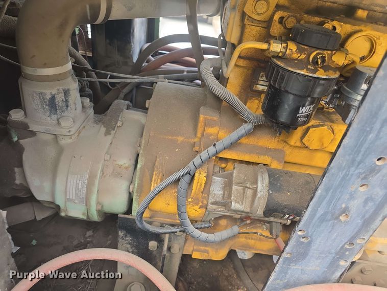 image for item DO7941 Sullair 185 DPQJD air compressor