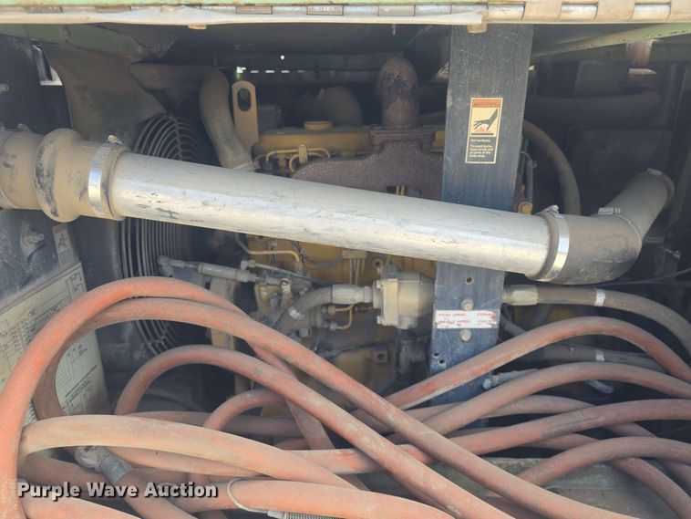 image for item DO7941 Sullair 185 DPQJD air compressor